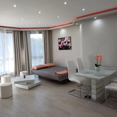 דירה морски диамант וארנה